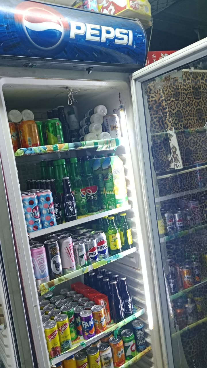 سلام عليكم يوجد لدينا عارضه شغاله سعر مناسب السعر ١٠٠ بيع مستعجل تجميد فول رقم الهاتف ***********
