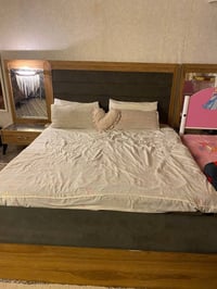 🛏️ غرفة نوم تركية للبيع – نضيفة جداً ✨ غرفة نوم تركية مستعملة بحالة نض...