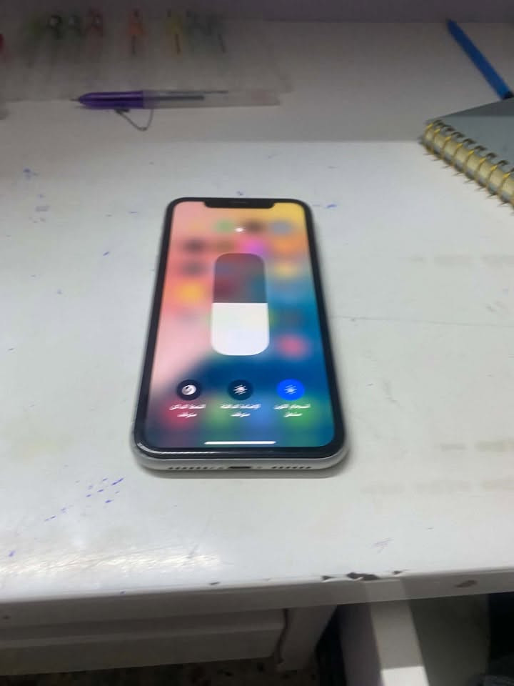 آيفون XR • ٢٥٦ • عدسة واكعه