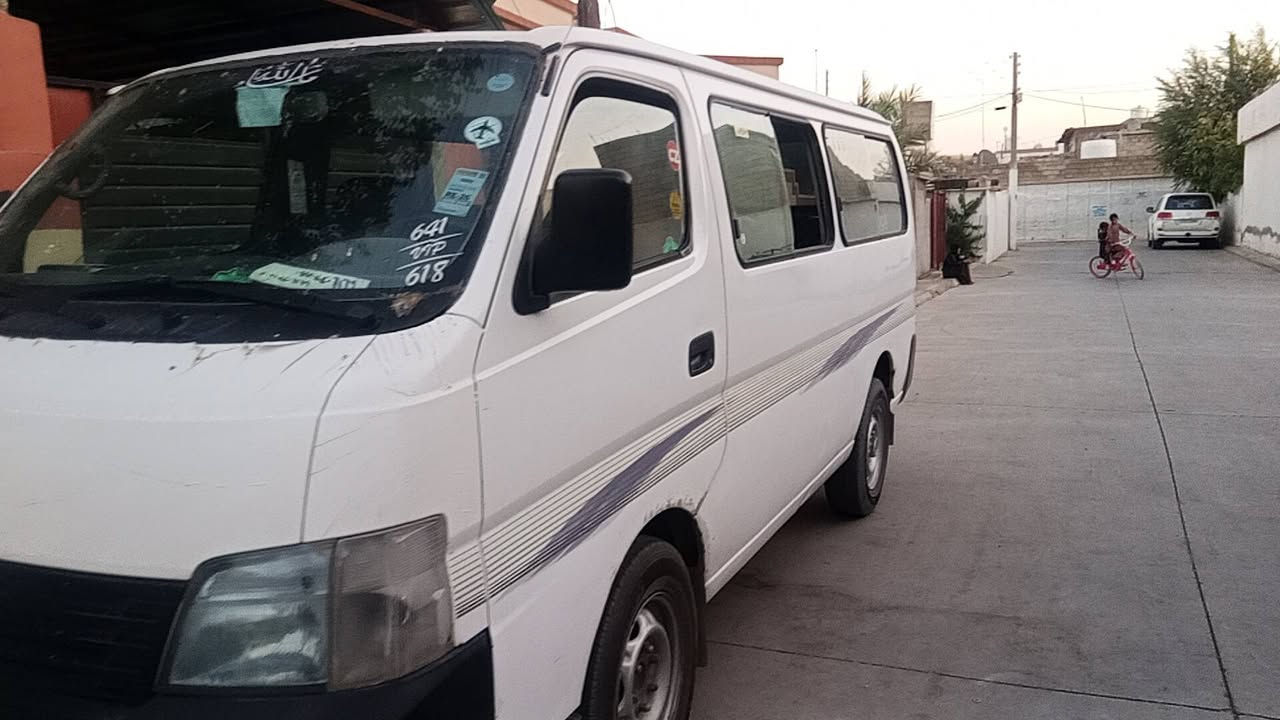 نیسان ئۆرڤان 2003 ئاڕم دهۆک کارتۆن بەشەرتی کێڕو مەکینە دەرگا کارەبایی ماڵی خۆمە بەشەرت
سیعر85

***********

