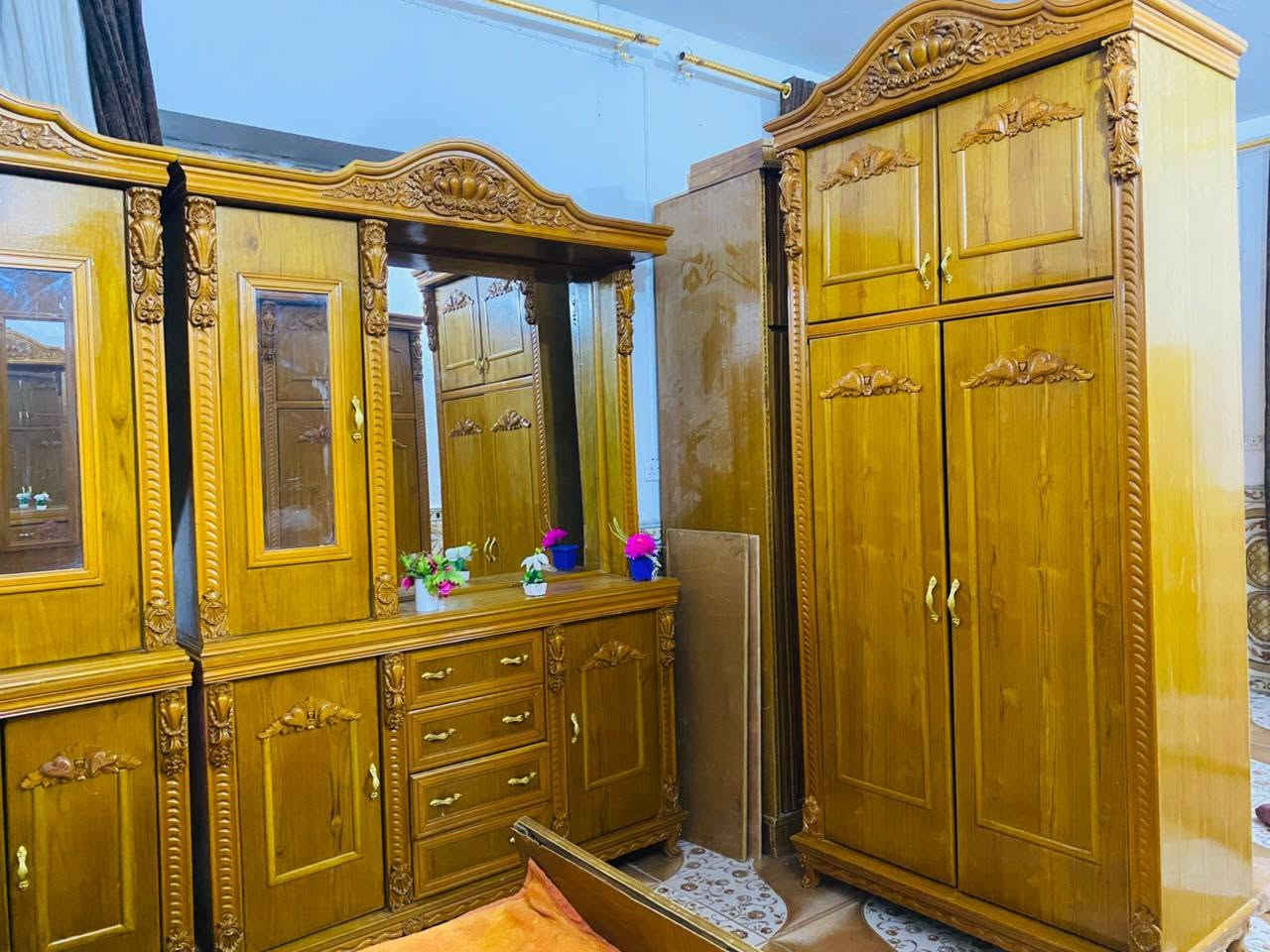 غرفه ملكي طحاطه سعر مليون1800وبيها مجال المكان الرمانه البوعبيد تواصل على رقم***********
