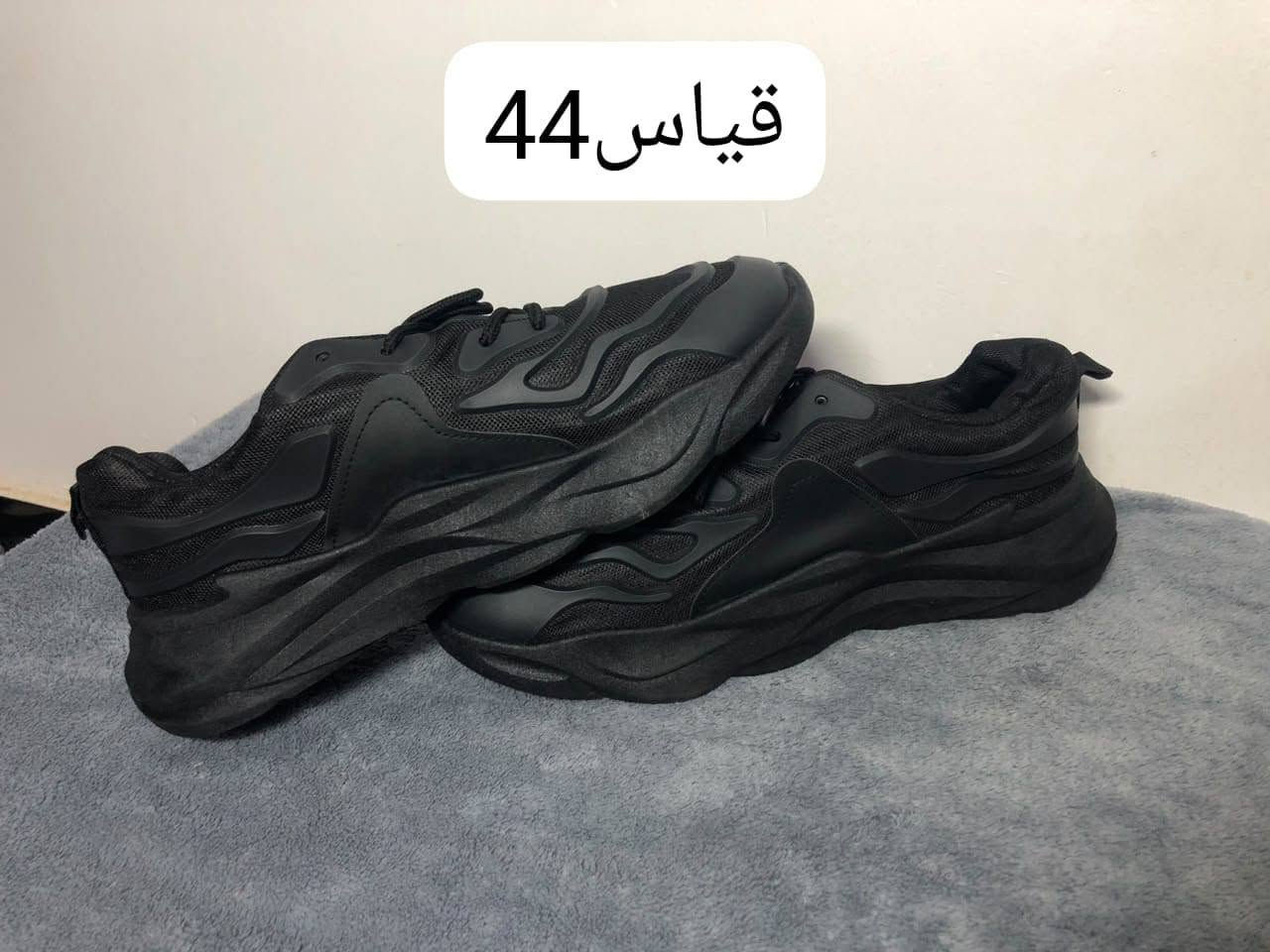 سلام عليكم  اي قطعه ب 8ثنين ب 15
يتوفر توصيل جميع المحافضات
*********** ملاحضه كله جديد مو باله

نص مكتوب في الصور:
- قياس 43
- قیاس 40
- قياس 40
- قياس 42
- قياس 44