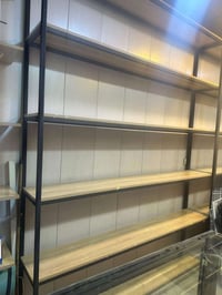 للبيع 3 رفوف سعر الواحد 150 الف 07855859959