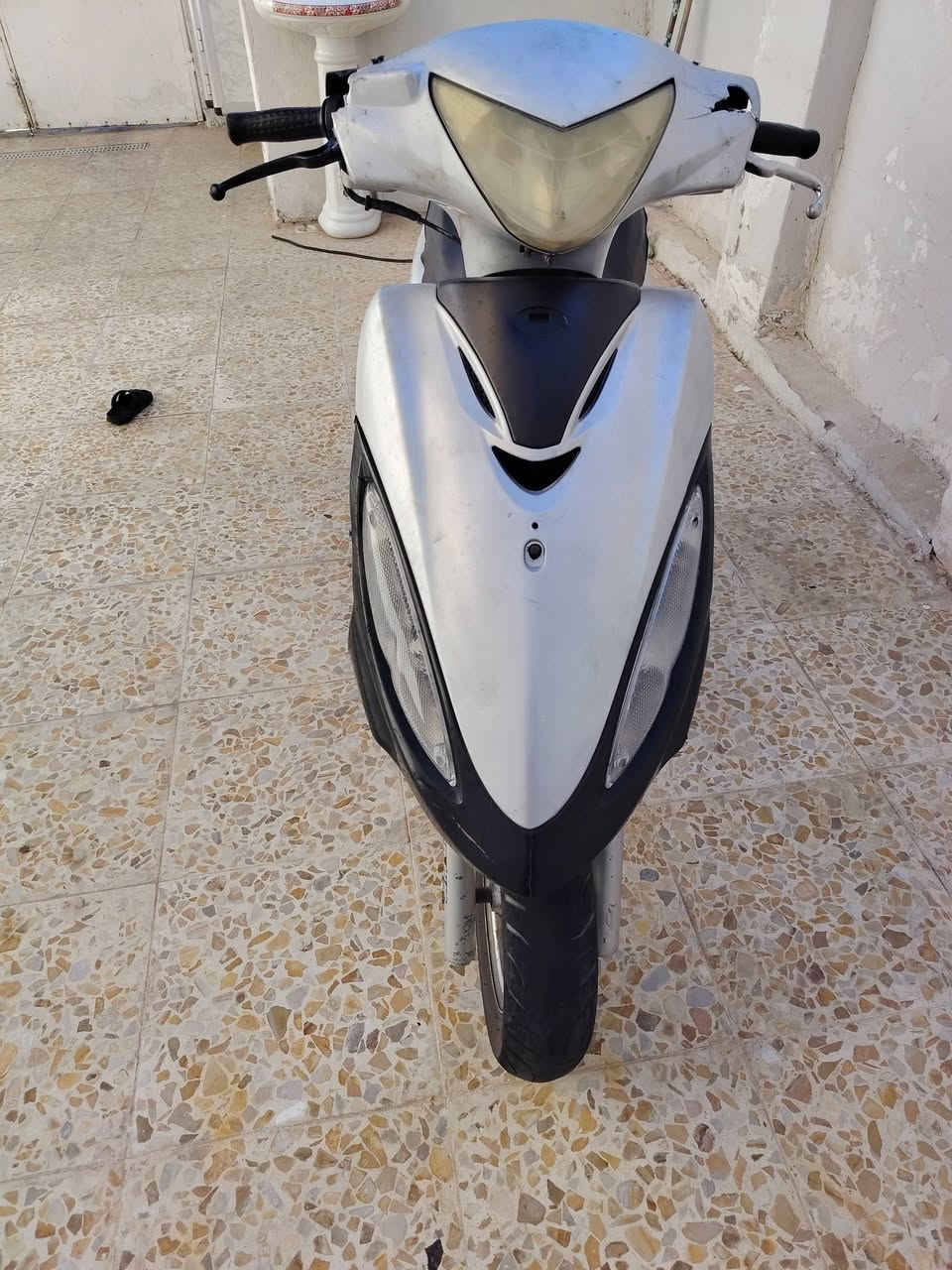 السلام عليكم دراجه كامكو جي 4 للبيع كهرباء كلها شغاله شغاله نقره سيلفي دراجه النقص ما بيها تشفيت اصلي ماكينه خرسه ما تنسمع شلع ومعدل فول سعر 300 قفل مكان النجف حي الميلاد ***********
