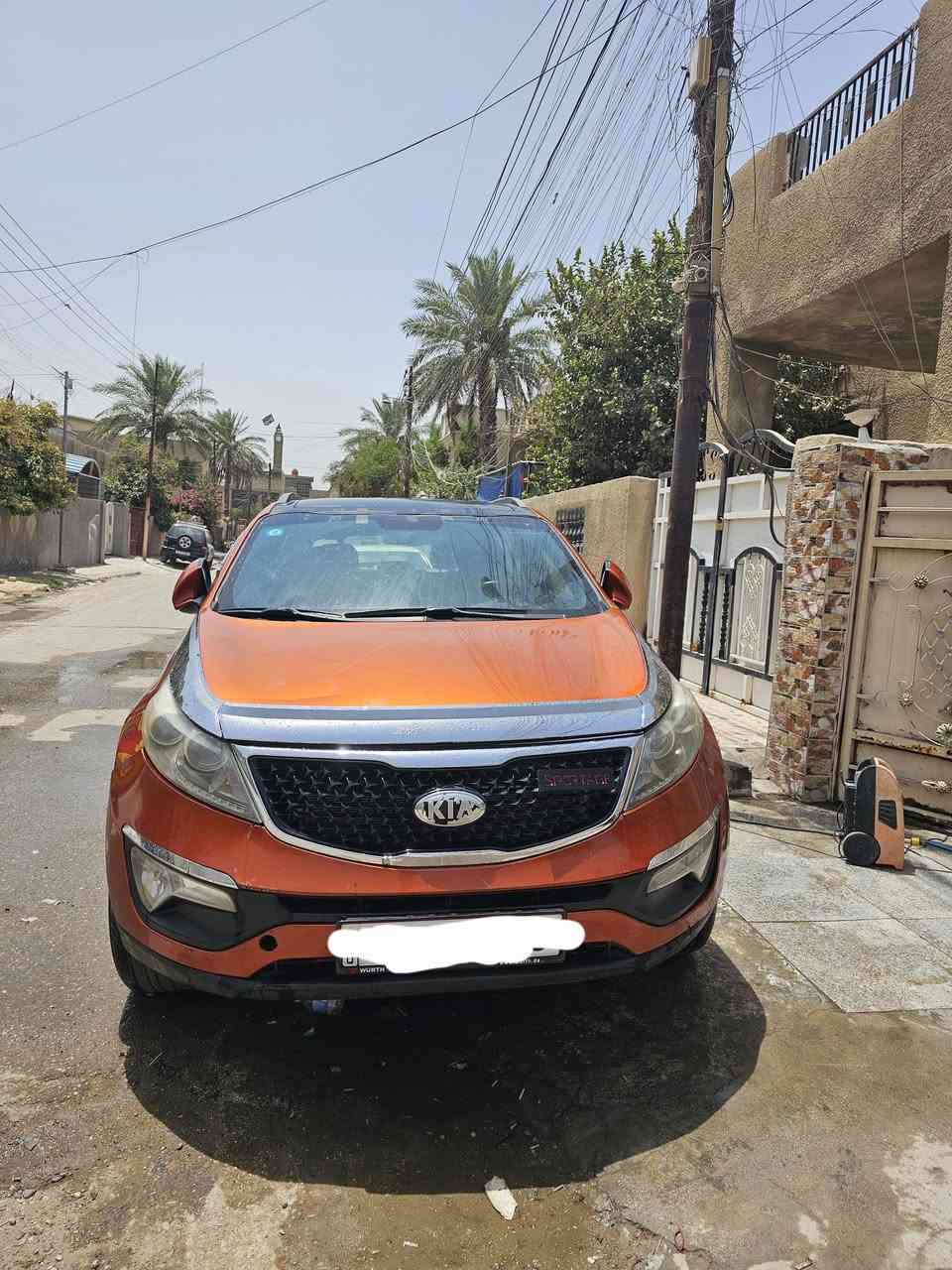 السلام عليكم سبورتج محرك٢٤٠٠ رقم بغداد خليجي بيها جراد نصف الجنطه موديل ٢٠١٢ باسمي السعر ١٣٠ رقمي *********** مكاني بغداد
