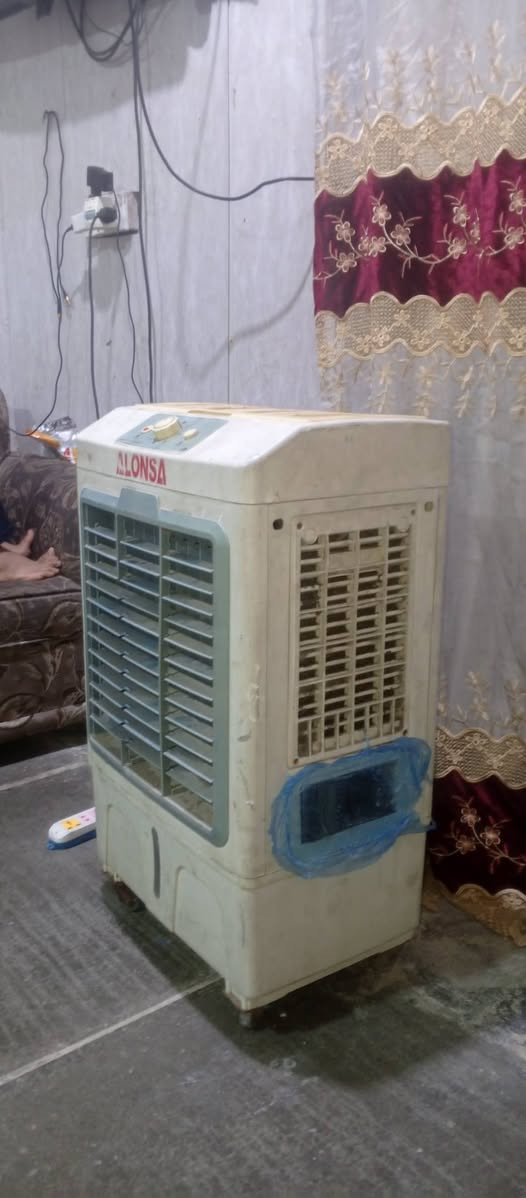 مكيف • بارد • على فحص