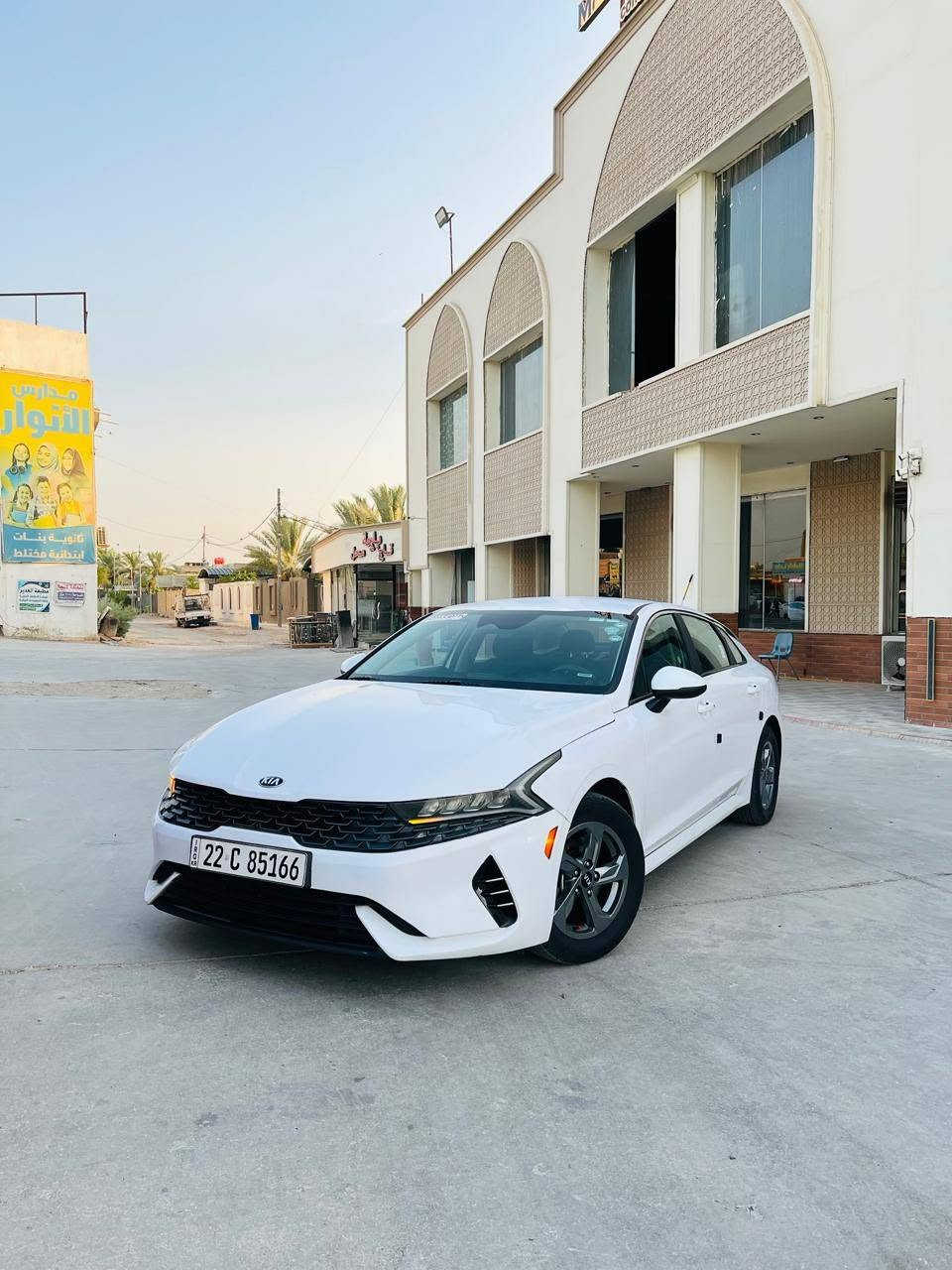 السلام عليكم كي فايف موديل ٢١ وارد أمريكي فول موصفات للخير عدا الفتحه صور الضرر موجوده بالمنشور حافه البنيد بدون دواخل بدون تبديل كلها ليبل واحد ماشيه ٧٠ السياره بالجيس كلش جديده ريحه الشركه بداخلها مابيها نقص برغي رقم أربيل هزه وسنويه ورقم كله جديد تحويل او وكاله مكينه ١٦٠٠ تيربو مكاني بابل الحمزه رقمي *********** سعرها ١٥٤ مجال بصيط
