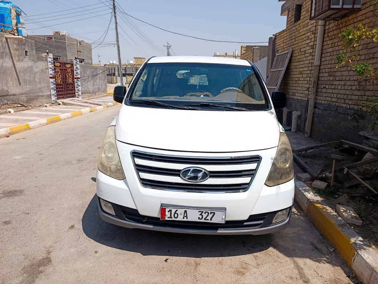 السلام عليكم 
استاركس موديل 9 مفتوح محوره مسكر جاهزه من كل شي مكينة وكير خير من الله تبريد طخم تاير دوشمه لايت زنون شمسي عالي وناصي ومصفره هيئة وغرامات بسمي رقم قادسيه ضربتها بالجاملغ الخلفي الأيمن للاتصال *********** مكان السيارة ذي قار قضاء النصر
