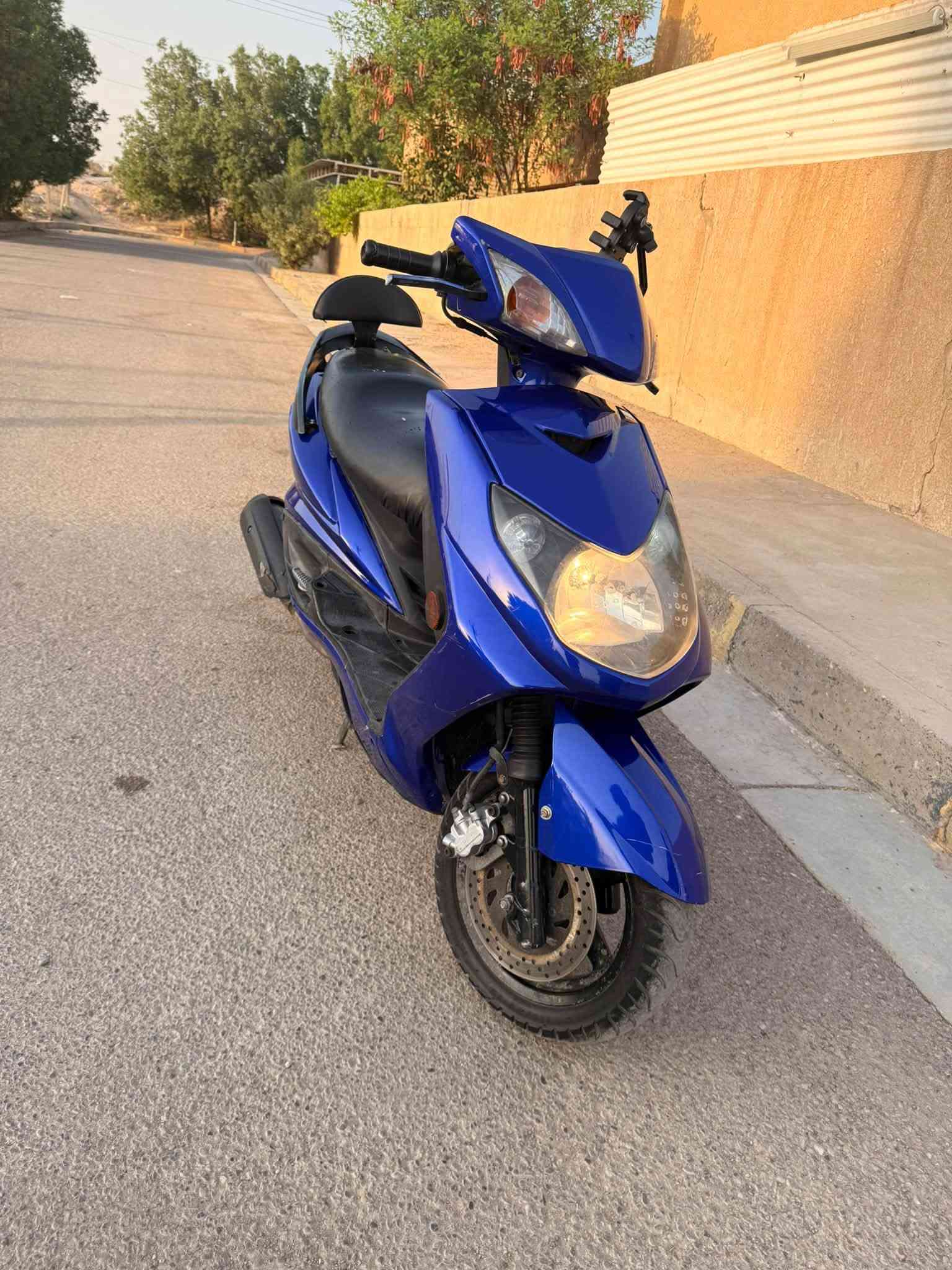 سلام عليكم سكنس نوزل خطين كفاله عامه مكينه بلادي برغي ما مفتوح بيه كمله دبلات تايرات جداد بيه سستم سمعات كله شغاله مكاني بغداد زعفرنيه  رقمي***********                   لبيع او مروس بجيتي ار
