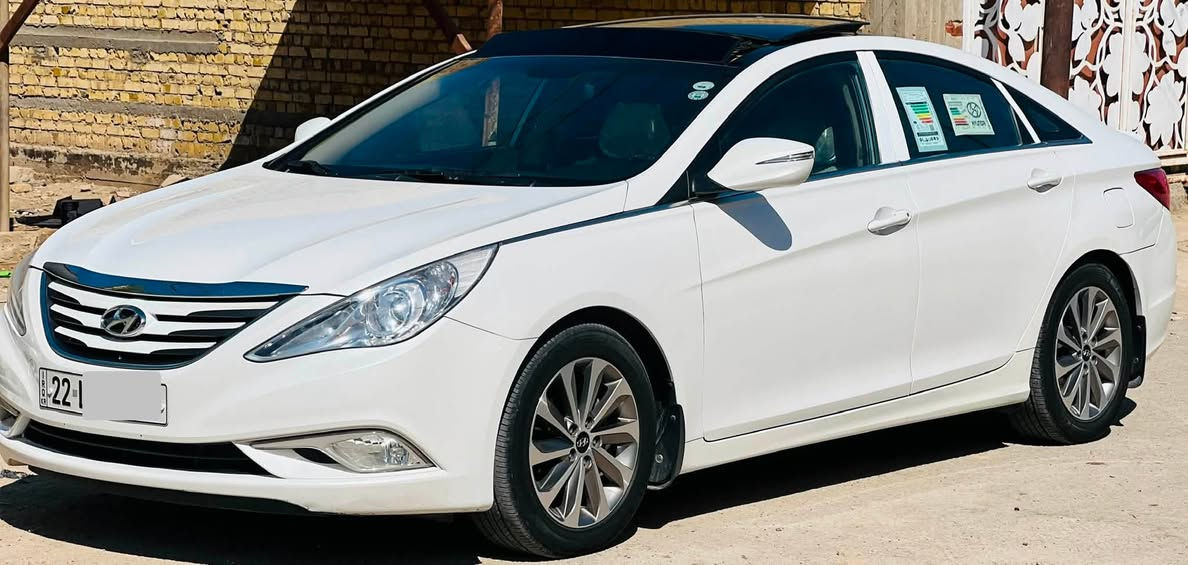 سوناتا 2013شكل ال 14 
خليجي شبرين صبغ بالجاملغ الامامي والباقي كفاله عامه من الظربه والفتح والتبديل والشخط 
اربيل ألرقم الجديد السنويه جديدة 
وكالة او تحويل موجود
محرك 2400 دوش مكفول من التنقيص والتبخير              اشاير مري مري شفط تحكم ستيرن شاشه .. كامره دوارة حساس خلفي 
 تبريد ثلج تخم تاير حدادية جاهزة من كلشي 
السعر 131 وبيها مجال ***********.
