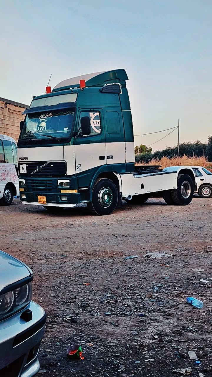 فالفو٢٠٠١ محرك ٤٢٠ سنوي ساقت تبريد اكسل بشرت شانسي بشرت مكينه بيها بخار تايرات جديد كير بشرت سنوي فلات تك تاير بسراس للبيح سعر ١٤٠ شوي مجال  ***********    ***********
