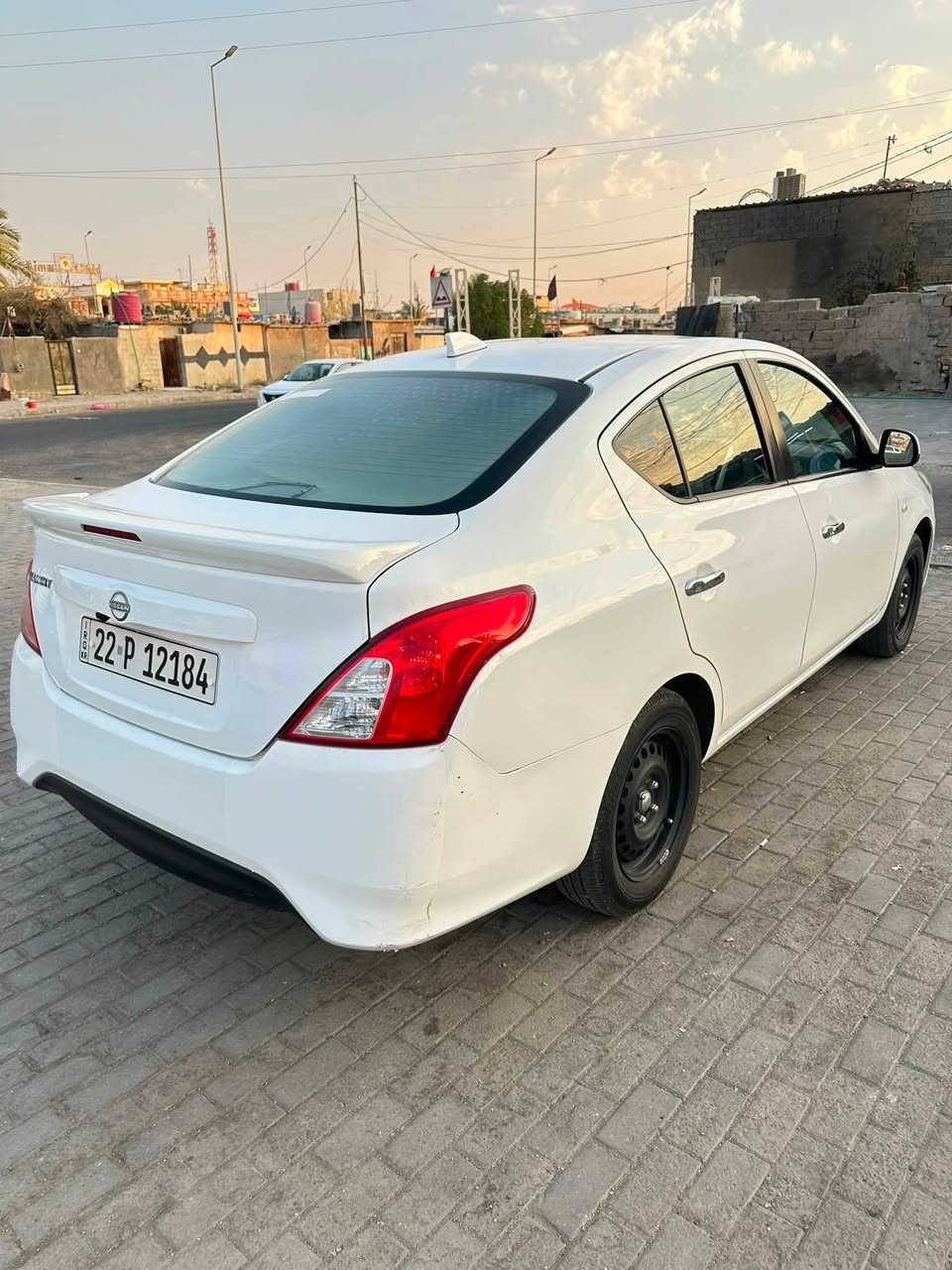 نيسان صني 2024 هندي ابو بليته زركه
رقم اربيل جديد تحويل او وكاله
مكفول صبغ ضربه تبديل عد بارد موضح بصور وبعض ملاحضات شوف عين ماشيه 54km
موصفات سني لهندي معروفه سعر 116وبيه مجال بسيط لشراي يتصل ***********
مكلف بنشر الاستفار اتصال عل رقم
