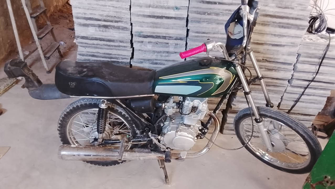 اربعه كير • سكنر • نضيفه