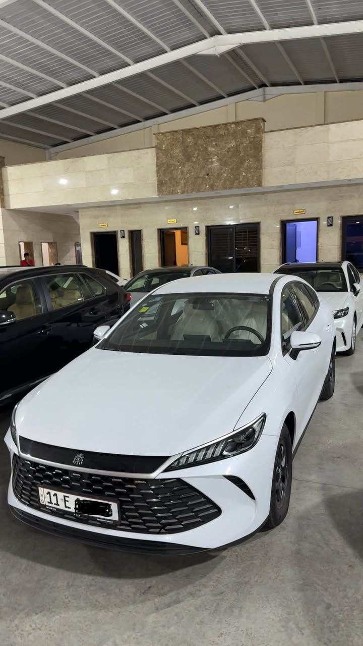 BYD چن بلاس 
2025
زيرو 
داخل ابيض 
رقم بغداد مميز 

***********
