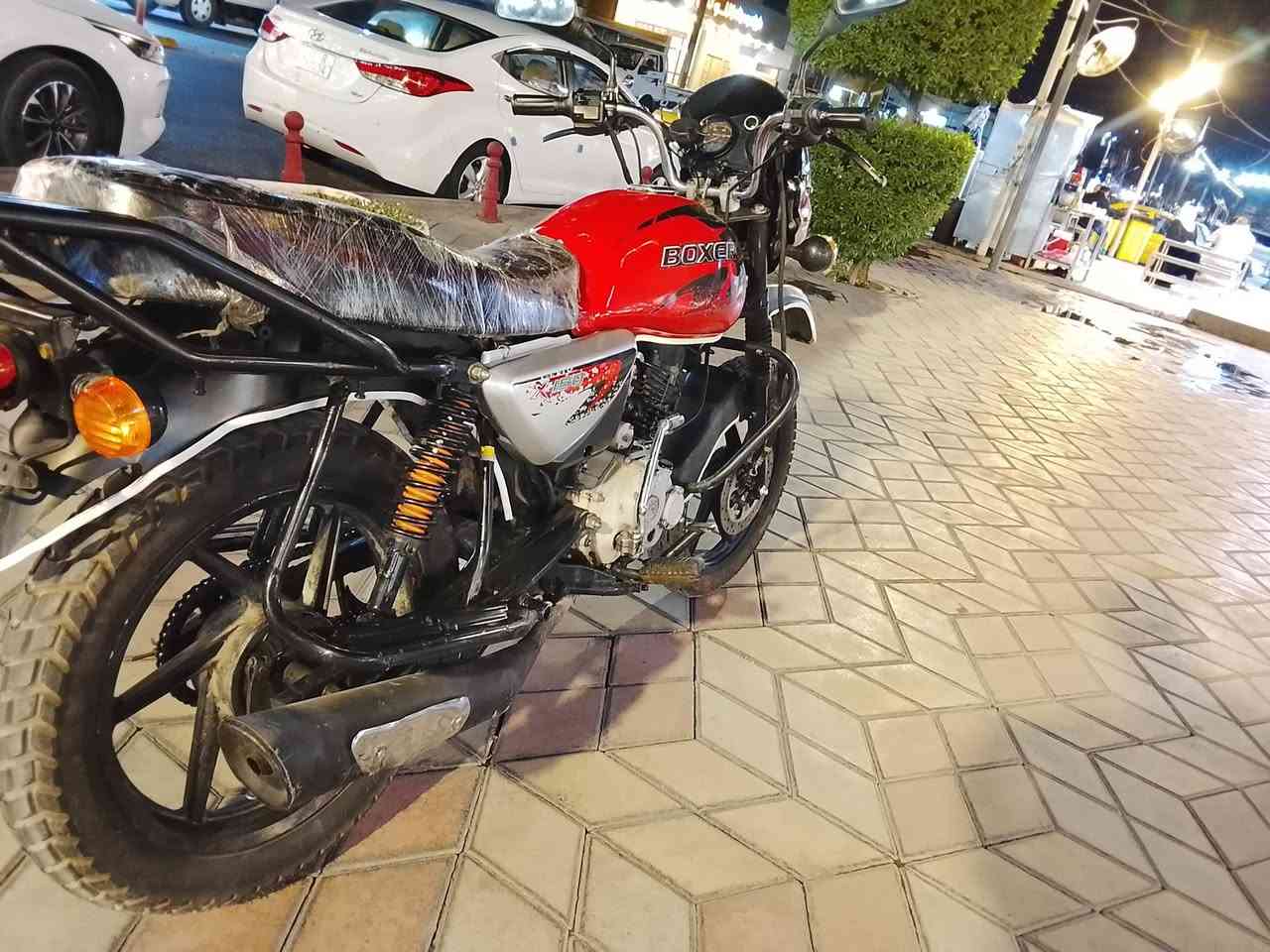 بوكسر جبلي 22 مكينة ناعمة كلش لا تبخير ولا نضوح اوراق ضايعة اكفلها سرقة وعشاير واتكاتب وياك دراجة نضيفة وجاهزه شغل واطلع بيها نقوصات باتري ضعيف و شخاطة مال سلف فقط سعر 800 بيها مجال بسيط لا تخابر تسئلني شبيها مابيها كلشي كاتبلك مكاني بغداد الجديده رقمي ***********

