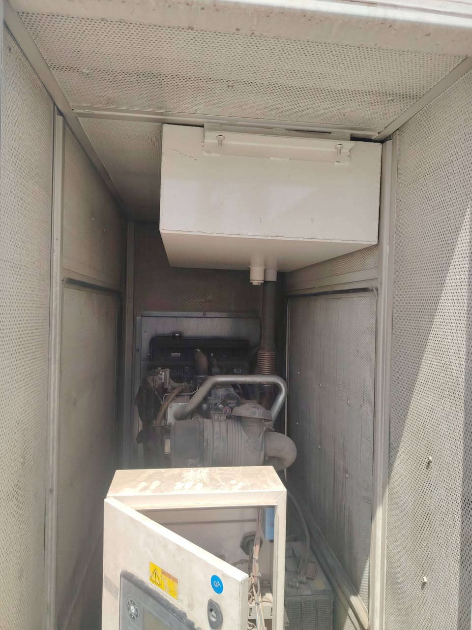 سلام عليكم ورحمة الله وبركاته
متاح مولد بيركنز 65KV كاتم جبلي فيت بم ميكانيكي مولد نضيف وخير من الله مامشتغل هواي نضيفه حيل
المكان:بغداد🌏 
رقم الهاتف:***********📞 
+متواجد واتساب 🥇
