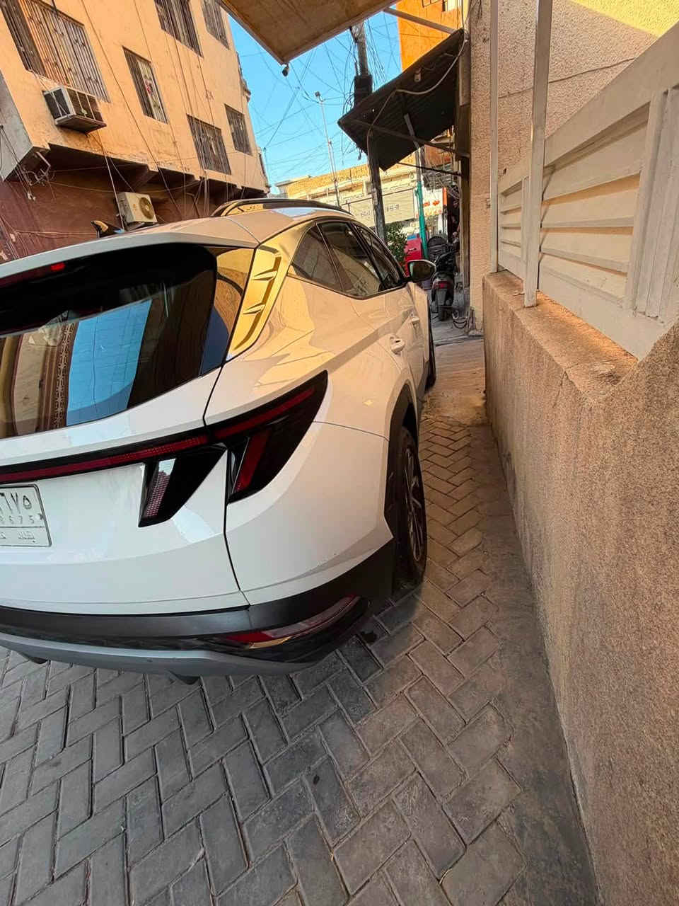 سلام عليكم 
توسان موديل ٢٤ خليجي فول مواصفات
ماشية ١٨ الف
بيه طخة بسيطة بالجاملغ الخلفي مكفولة من الصبغ
السعر ٣٢ مليون و٥٠٠ الف
مكان السيارة بغداد الاعظمية
للاتصال ***********
