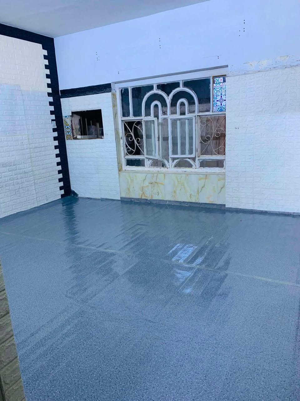 السلام عليكم 
مشتمل للايجار يحتوي على غرفة نوم واستقبال وكلدور ومطبخ وصحيات مطلوب عائله صغيره مكانه حي المهندسين شارع الجامع مبلغ الإيجار ٢٥٠
للاستفسار ***********
