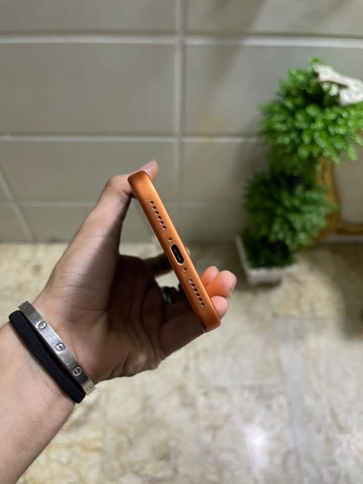 آيفون ١٧ برو ماكس • برتقالي ٢٥٦ • بطارية ١٠٠٪