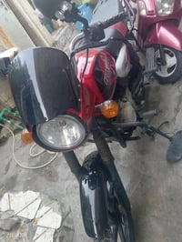 دراجه بوكسر موديل 22  دراجه نضيفه اوراق سكنر  ‏‪0786 010 8960‬‏ رقم صا...