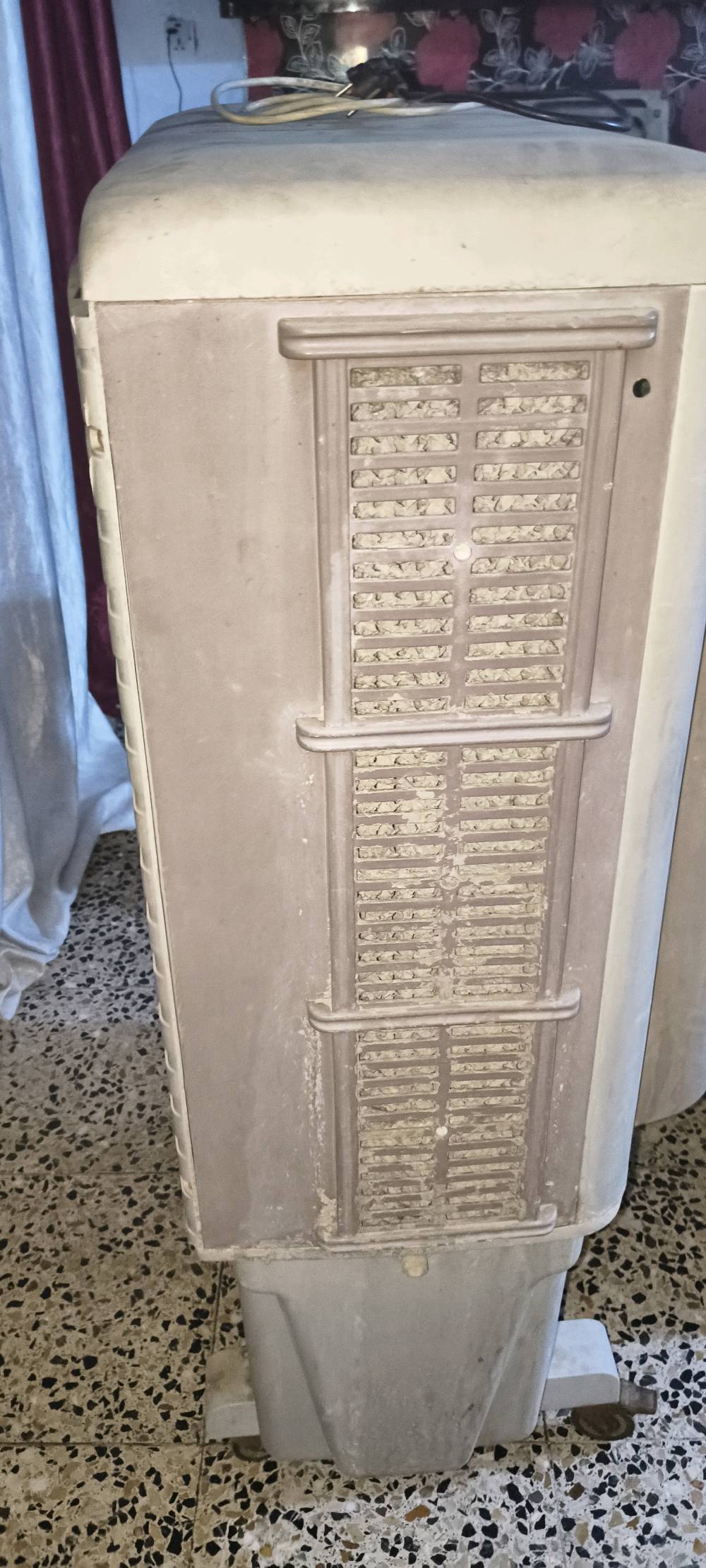 كنفيرة مستعمله نقص فقط واتر بام