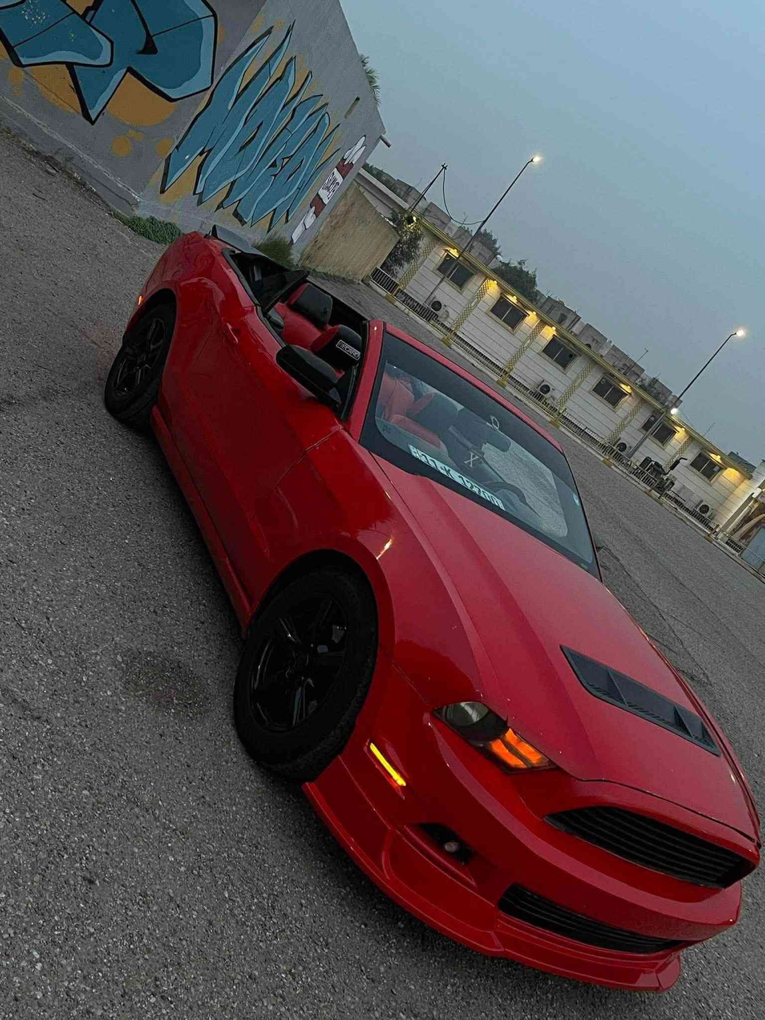 موستنگ • V6 • ٢٠١٢