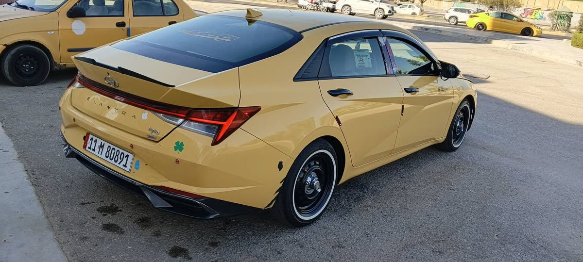 سلام عليكم النترا هايبرد البيع  موديل 23 ضربته بس الي بمريكه فقط السياره كله اليبل واحد سنويه 29  تخم تايرات  جديد تبريد ثلج  السعر 145او بيه مجال العنوان كربلاء حي النضال لاستفسار تصال ***********
