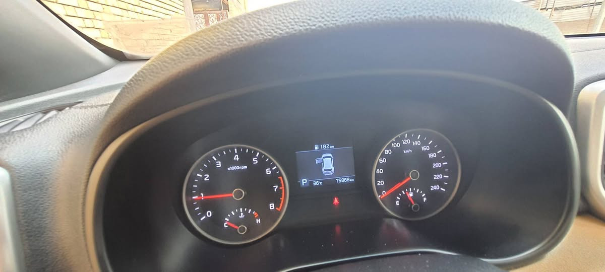 سبورتج موديل 19 خليجي
مكفوله كفاله عامه ضربه وصبغ 
وتبديل باسمي هزه جديده 
ماشيه 75  مواصفات حساس امامي خلفي كامرا مري شفط تبريد قطعتين تحكم لد نهاري 
موبايل *********** 
مكان السياره ناصريه مركز
السعر 188
