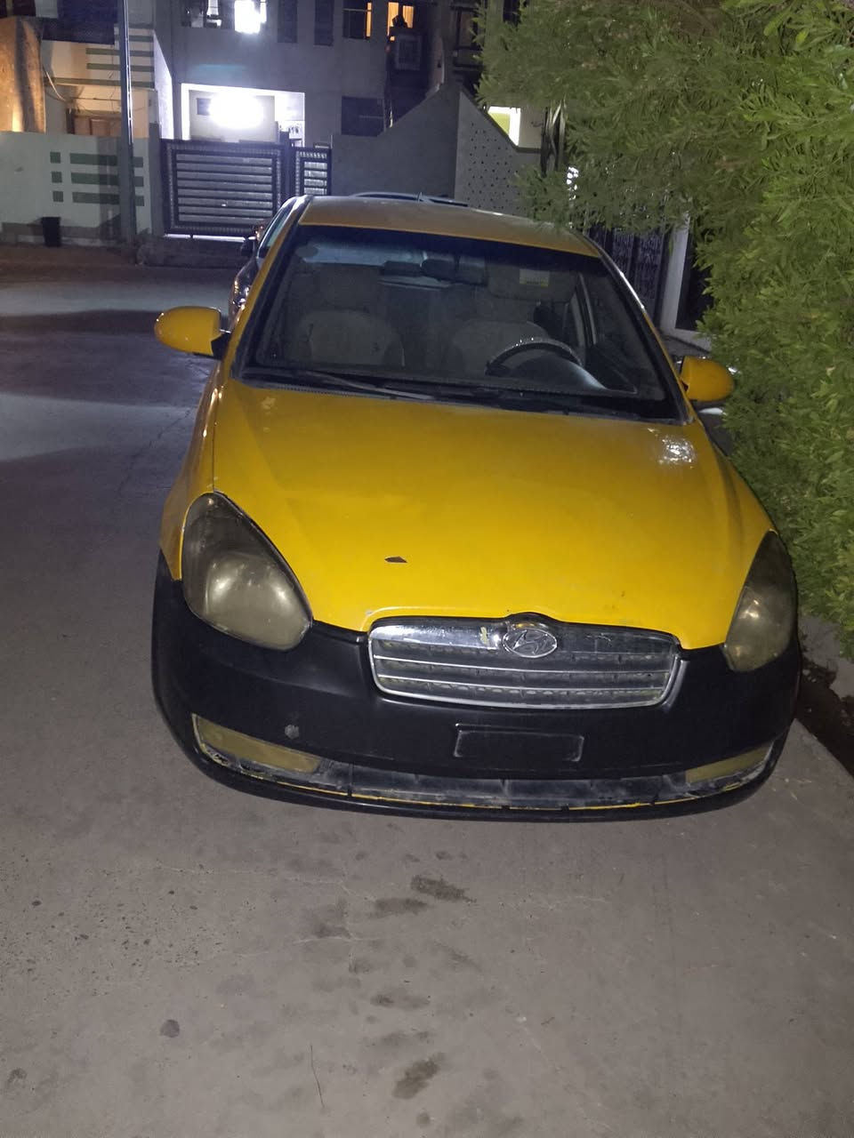 السلام عليكم اكسنت لبيع موديل 2008مشروع وطني دفتر بانزين بيها الضرر ضربه بل صندوق السعر 51 الاتصال ***********
