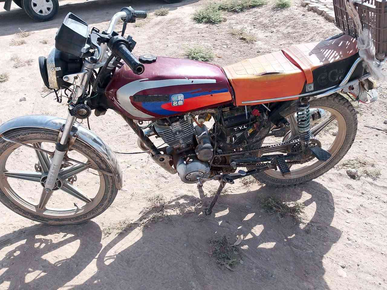 سيفان للبيع سعر 225 بي مجال حك جيه شغاله خير من الله اوراق  كامله عنوان بهرز _ ابو خميس *********** واتساب موجود
