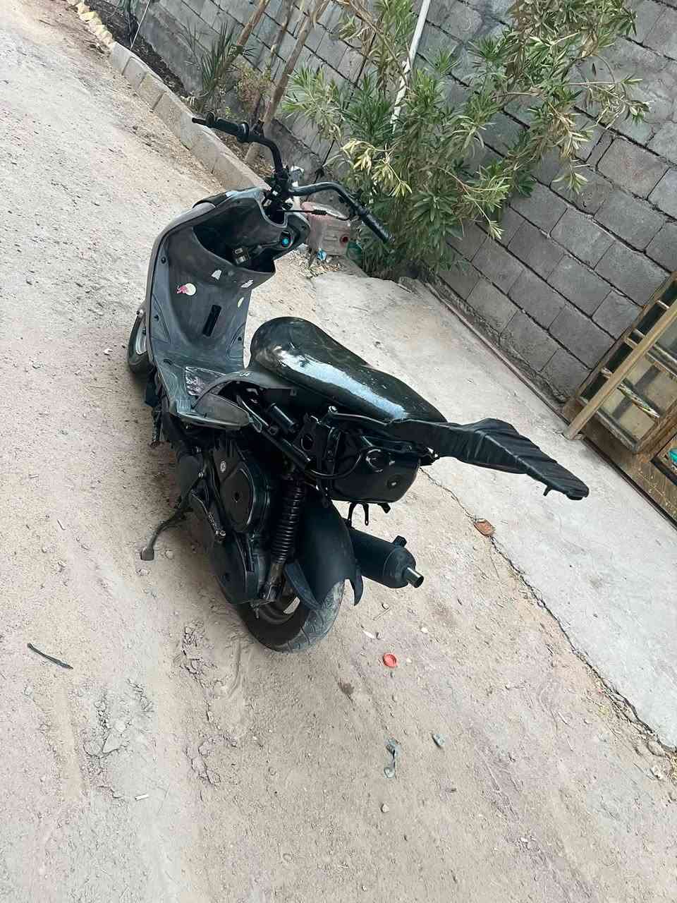 دراجه ماكس للبيع دراجه حلوه لاتنقيص لاتبخير الكفر مال محرك الكدام موجود دراجه شغاله بس تركته مده وكف السلف دراجه مال لعب المكان بصره المطيحه قرب المطحنه السعر 450 وبيه مجال للشراي ***********
