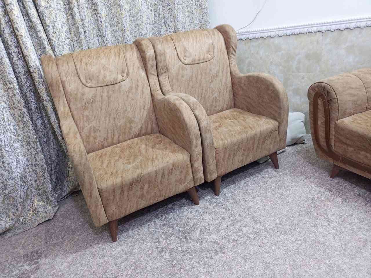 ياالله تخم استخدام قليل 5قطع 10 مقاعد السعر 325ناصريه مركز ***********
