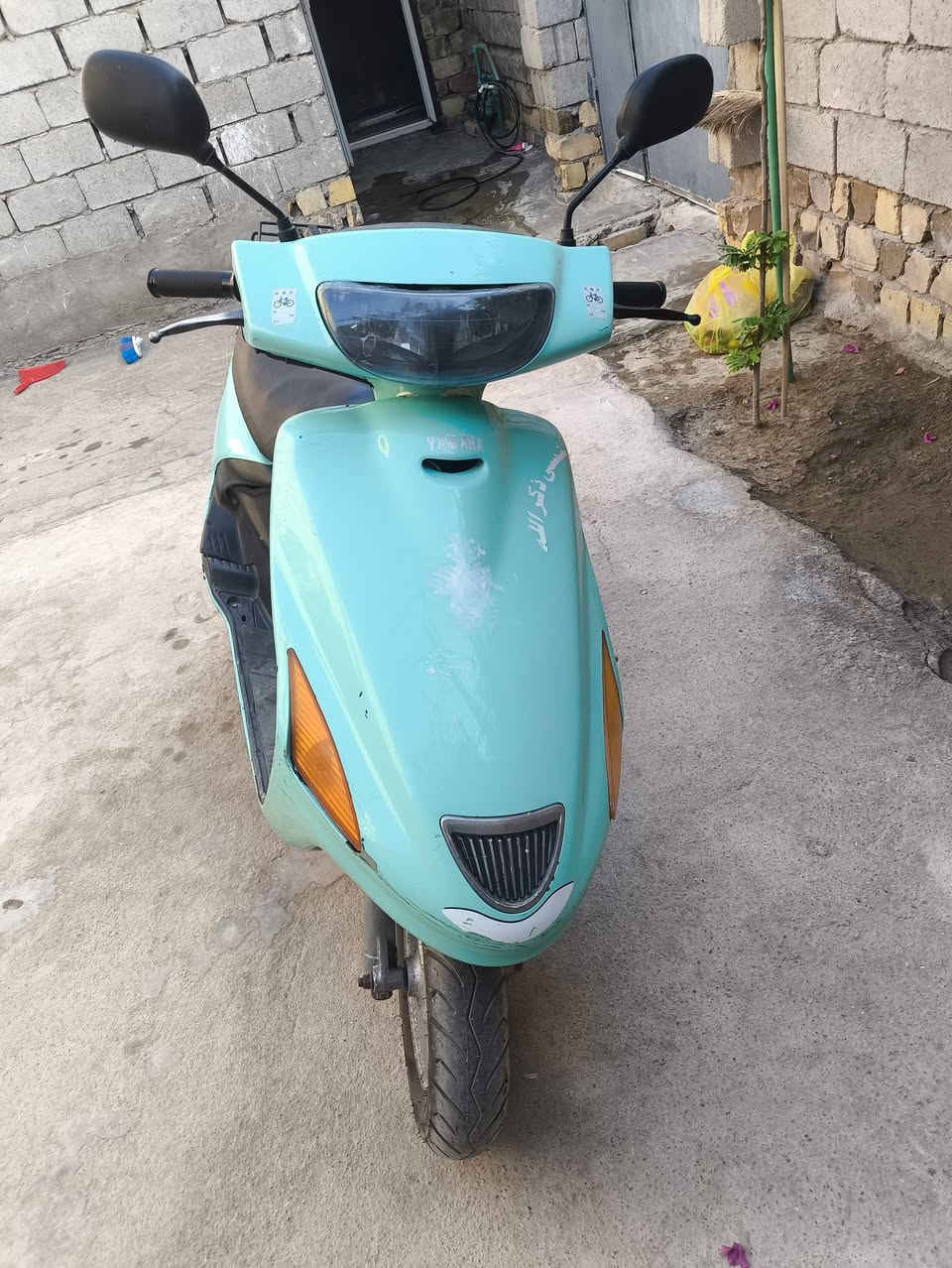 للبيع فقط اخوان نوع فراشه الدراجه مفتوحه تجفيت درجه اوله الدراجه ماعايزه شي كلها شغاله نكره سلف كهربائيات تايرات جدد السعر 350وبيها مجال حك الجيه ***********
