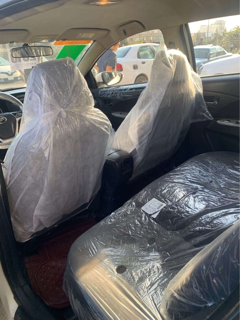 لیفان  X50 مۆدیل ٢٠١٦
گێر تۆماتیک 
بێ سبوغ
تەبریدە 
رەقەم باریکە 
هەرزانترین سعر
گێر و مەکینە و کارەبەیەت و تەبرید و بەناوکردن بە شەرت 
لێواری بۆنیتی تەعدیلە 

نرخی ٤٧ وەرەقە و مەجال
هەولێر 

ليفان X50 مؤديل ٢٠١٦
جير توماتيك
بدون صبغ
رقم جديد
ارخص صعر 
جير محرك كهربايات تبريد تحويل بشرت 
تعديل بي

سعر ٤٧ ورقة وبيها مجال 

اربيل 

*********** أربيل, العراق
