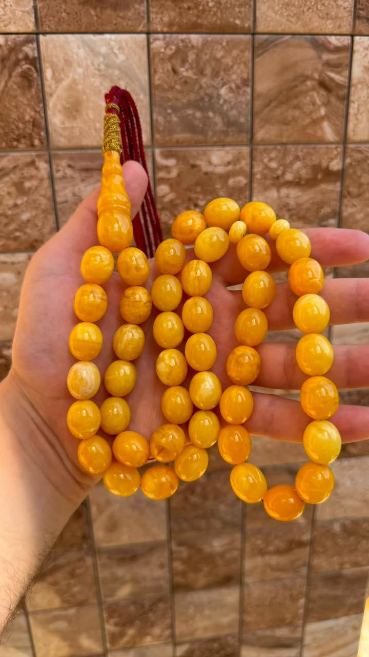 الى عشاق الفخامة مسباح كهرب حر طبيعي بولندي كصة بيض الحمام وزن ٨٠ غرام عدد حبات ٤٥ حبة الي مهتم يتفضل خاص او يتصل اتصال او وتساب رقمي ***********

