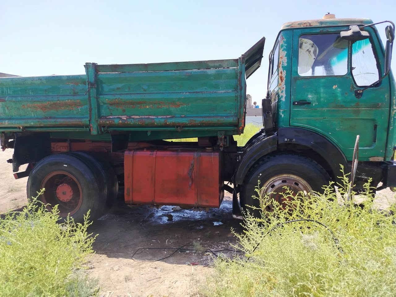 البي البيع موديل 75
شاصي مكفول
مكينه 28محسن
كير كص البقلاوه 160
كسن جي أف
قماره بلاديه
رقم دياله مشروع وطني
***********
***********
