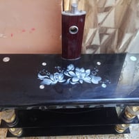 ميز • للبيع