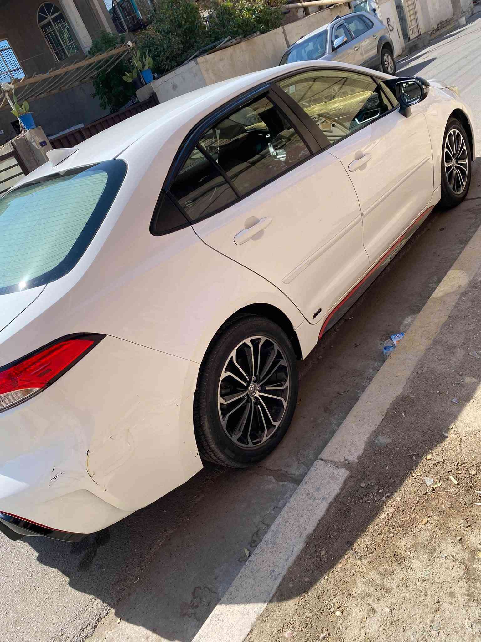 سلام عليكم كورلا البيع موديل 23بانزين وهايبرد أمريكي موصيني فول من عده الفتحه فور ويل حادثه بنيد وجاملغات قفط بيهن مكانات بارد وبيه شخطه بل قماره على كد أصبع ومكحله وبيه مكانين بل تكمه جدن بصيطات مرشوش على مدهن يعني مكانين كلش زغار مكفوله شواصي لغود بدون اي دواخل كير مكفول كفاله عامه مكينه 1800هايبرد وبانزين مكفوله صدر مكفول تبريد ثلج تراي السياره زيرو ماشيه 45كيلو على وضع الشركه اي نقص مابيه رقم بغداد الجديد بسمي هزه جديد مصفر من كلشي مكان السياره البياع أو المنصور مكان شغلي ممتواجد عل فيس رقم ***********السعر 128 وبيه مجال كلش بصيط

