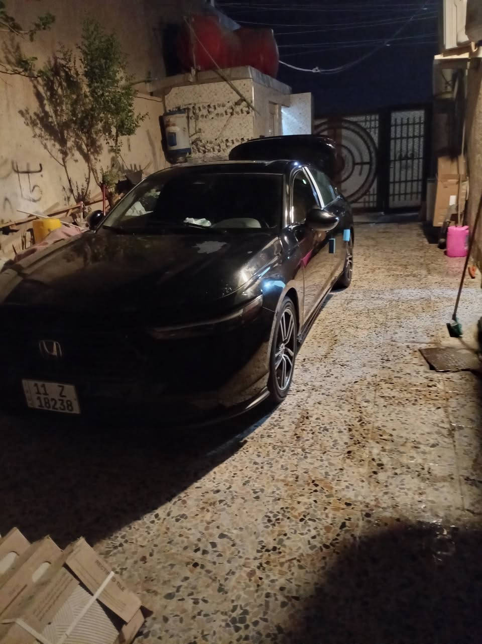سلام عليكم سياره هوندا اكورد مديل 24ياباني وراد امريكي سياره حادثة كدام من مريكه راسلني ادزلك الحادث ماله *********** 
***********وتساب فقط
