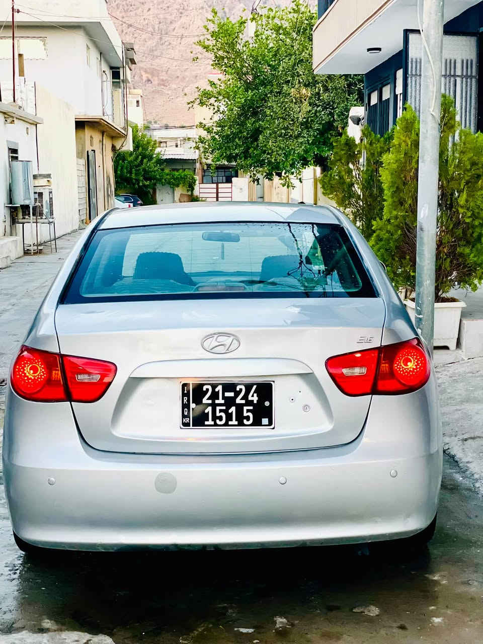 بەناوی خوای گەورە ئاڤانتی ٢٠٠٨هەمووگیانی بەشەرت کارەبایوو مەکینەو تەقەو ڕەقەهەمووی بەشەرت کامل مەسرووفکراوە سەقفی وەک شووشەیا شوێن بڕاوەکانی چاکراوەتەوە سعری ٤٦گەلاو مەجالێکی کەم ***********
