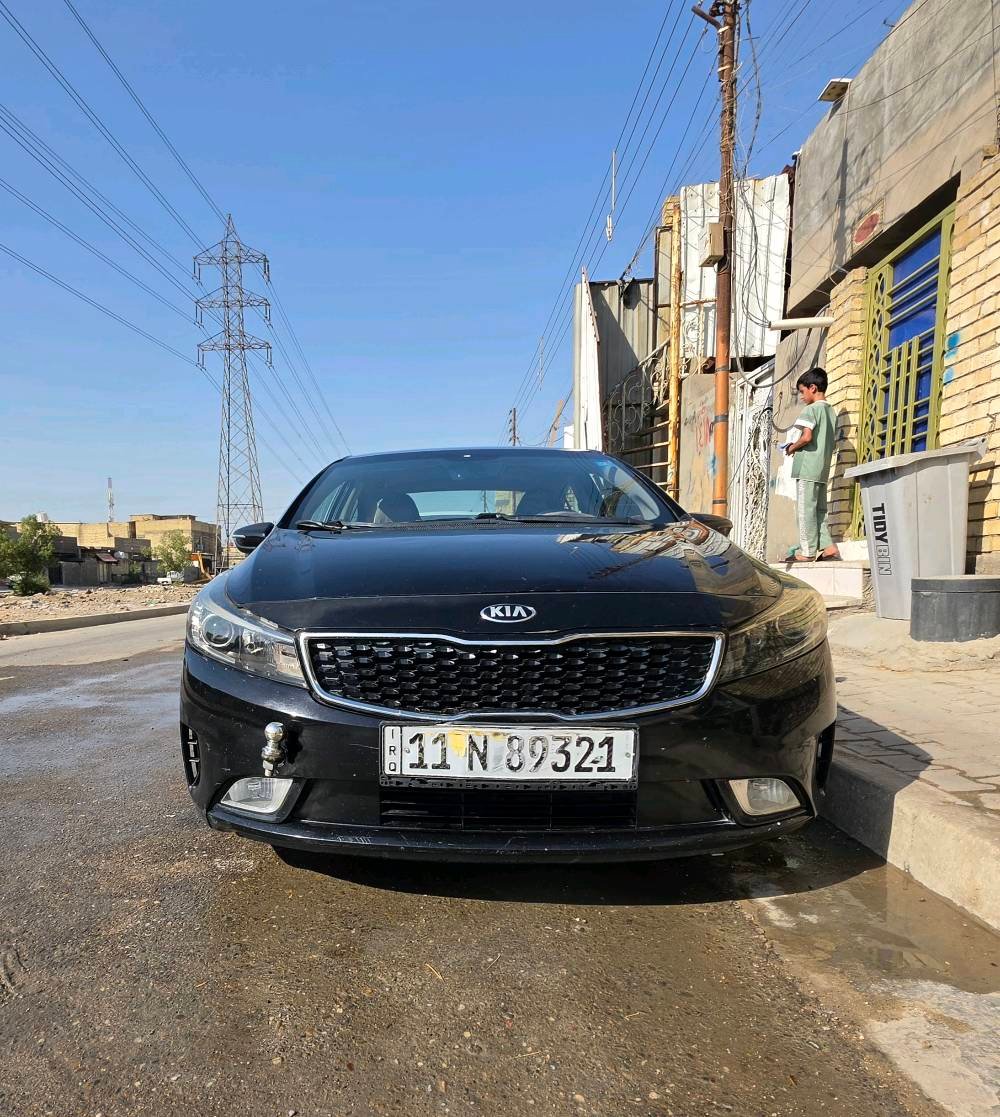 فورتي 2018 امريكي فئة S باسمي رقم بغداد  بصمة فتحة شاشة كامره  رادارات محرك دوش 2000 ماشية ١٧٠ سيارة كير محرك صدر تبريد كلشي كامل وحادثه بسيط جاملغ خلف السائق قبق البانزين وجوة وصور الحادث والسونار موجودة لليريد للبيع السعر  115 عنواني بغداد اي استفسار عالرقم ***********