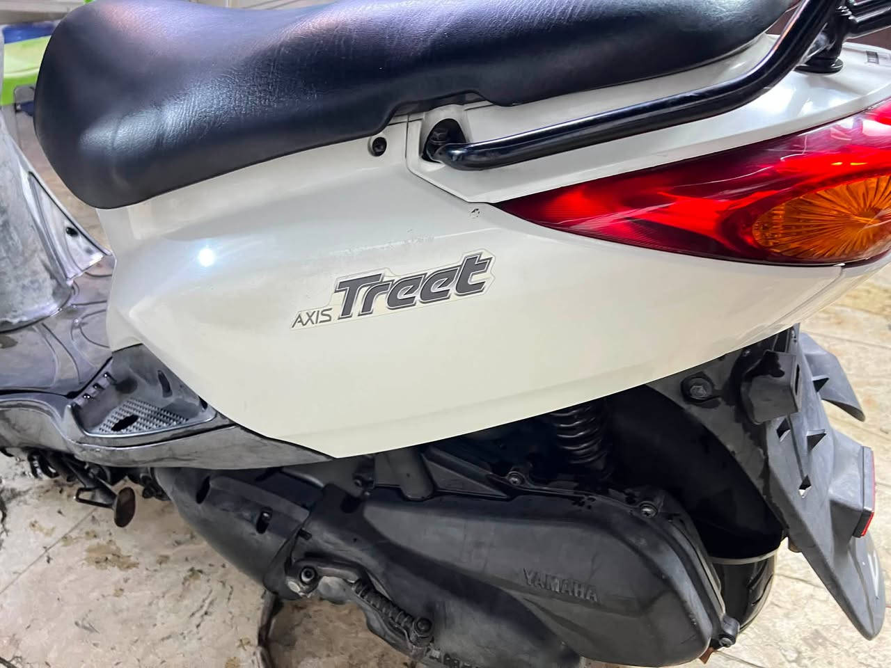 🏍️ اكزز ياباني للبيع

🔹 مكفولة كفالة عامة
🔹 ماشية فقط 15 ألف كم
🔹 ستان كهرباء
🔹 لون أبيض صدفي 🤍
🔹 أوراق كاملة
🔹 الدراجة بحالة ممتازة

💰 السعر: 12 ورقة — قابل للتفاوض

📍 الموقع: بغداد – الكرخ
📞 للاتصال: ***********
