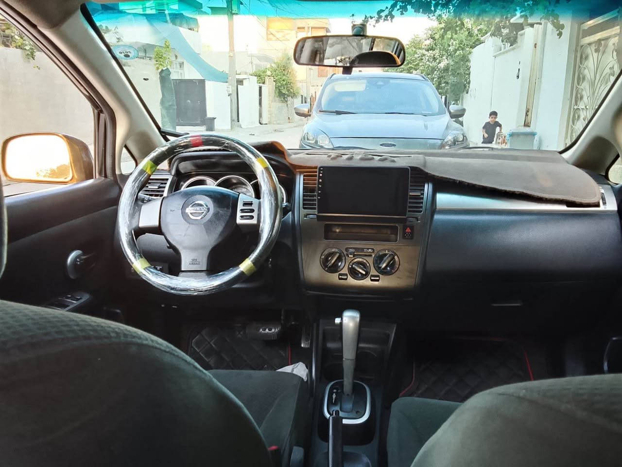 ڤێرسا ٢٠١٢
مواسەفات ئەمەریکی
چوارپارچەی هەیە بێ ناوگرتن
چوار جام کارەبا 
قوفڵ مەرکەزی
سوکان ڤۆڵیۆم
کامیرای دواوە
گێڕو مەکینەی بەشەرت
بەشەرتی بەناوکردن
سەیارەکی باش و بێمەسرەفە
شوێن:ڕانیە
بۆ زانینی نرخ نامە بنێرن بۆ واتساپ ئەم ژمارەیە
*********** رانية, السليمانية
