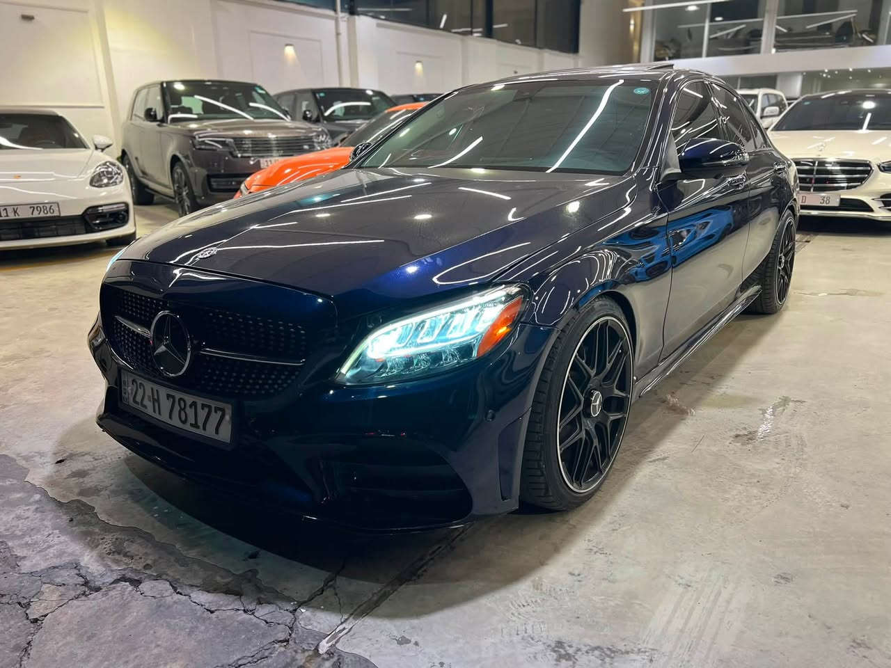 مرسيدس C300 • ٢٠٢١ • كت AMG