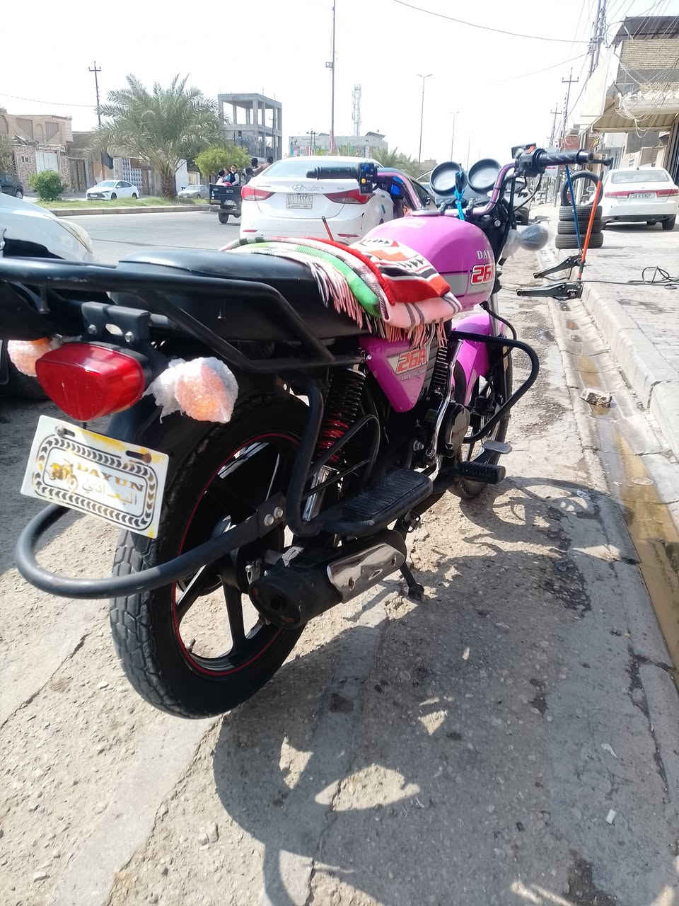 سلام عليكم دراجه دايون سكنر مديل 23 طالعه بل 24 محرك 200  كتابه حمره كفاله من فتح 
دراجه جاهزه من كلشي تيرات وره كدام جدد 
مكان نجف الاشرف قريت الغدير سعر 1350 وبيه مجال قليل شراي اتصل بدون مراوس
الرقم ***********
