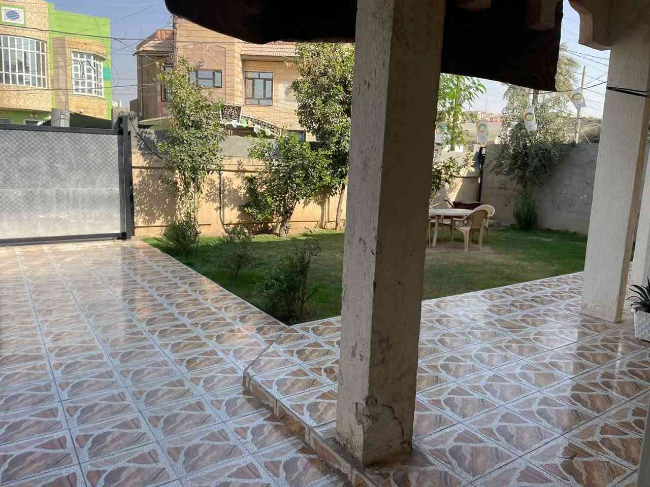 البو شامان • ٥٠٠م • بيت ومشتمل وشقتين