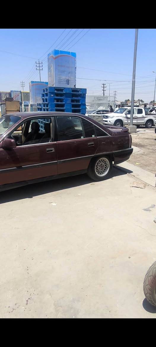 سلام عليكم اوميكا موديل 91 سياره بلاديه سعر 28 رقم الهاتف ***********
