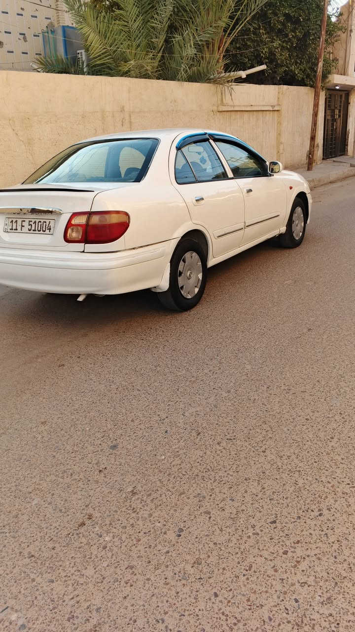 نيسان سني ٢٠٠٢صبغ عام تقير الون  محرك اسود كير عادي مامحور بلادي رقم بغداد دولي بسمي سعر ٦٠مجال بسيط مكاني فلوجه ***********
