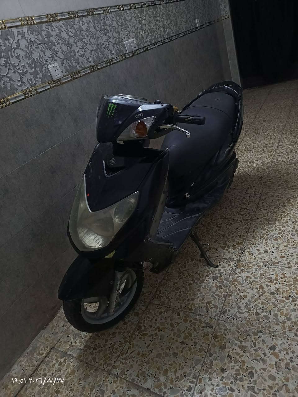 سلام عليكم سكنس فحل بوشة 55فول شلعة معدل 
سعر 300 مكانه بغداد 
نقص قبق كلچ ودبل كهربائيات كلها شغاله 
نص نكرة الدراجه ***********
