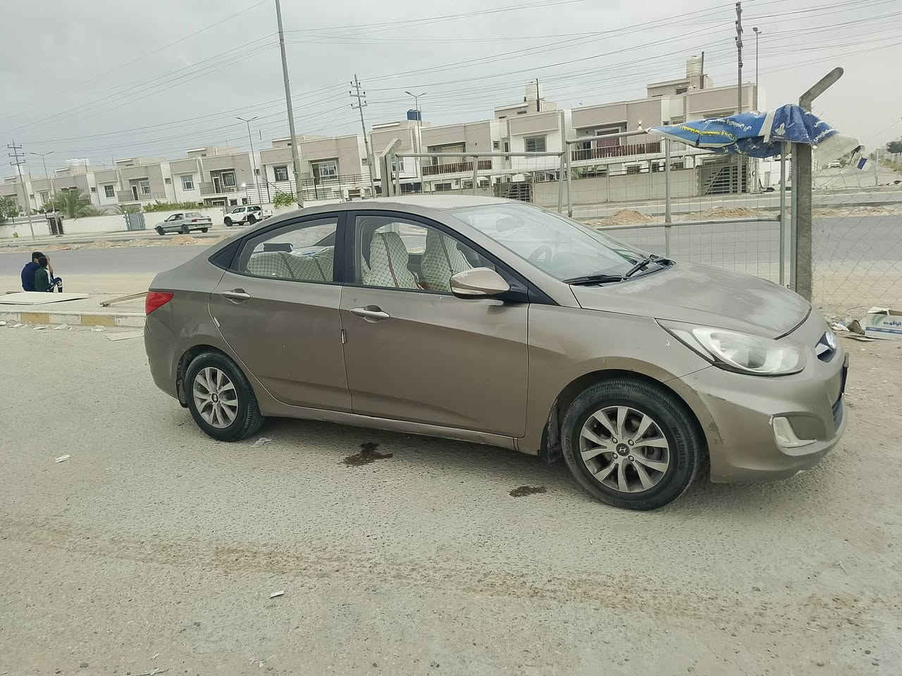 السلام عليكم اكسنت لبيع مديل 2015
تبريد شغال  حداديا جديده 

بيها 3 قطع بدون دواخل 

ملاحضه سياره عليها غرامه 400 آلاف مخالفته السير عكس التجاه سياره نضيفه و اقتصاديه مداوره مضمون سعره 73 وبيها مجال مكاني الحيدريه خان النص
***********
